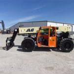 JLG with CAMSO TLH 792S airless tyres